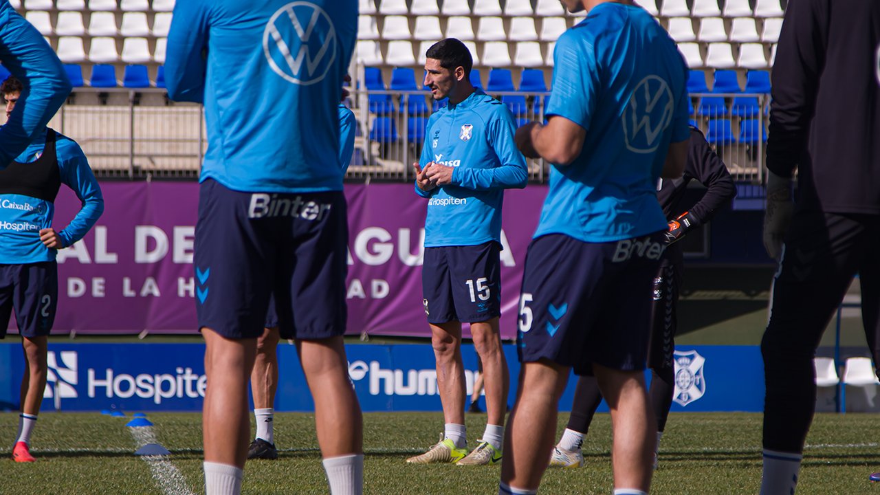 Bodiger: «Con mucha humildad, iremos a Zaragoza» | CD Tenerife