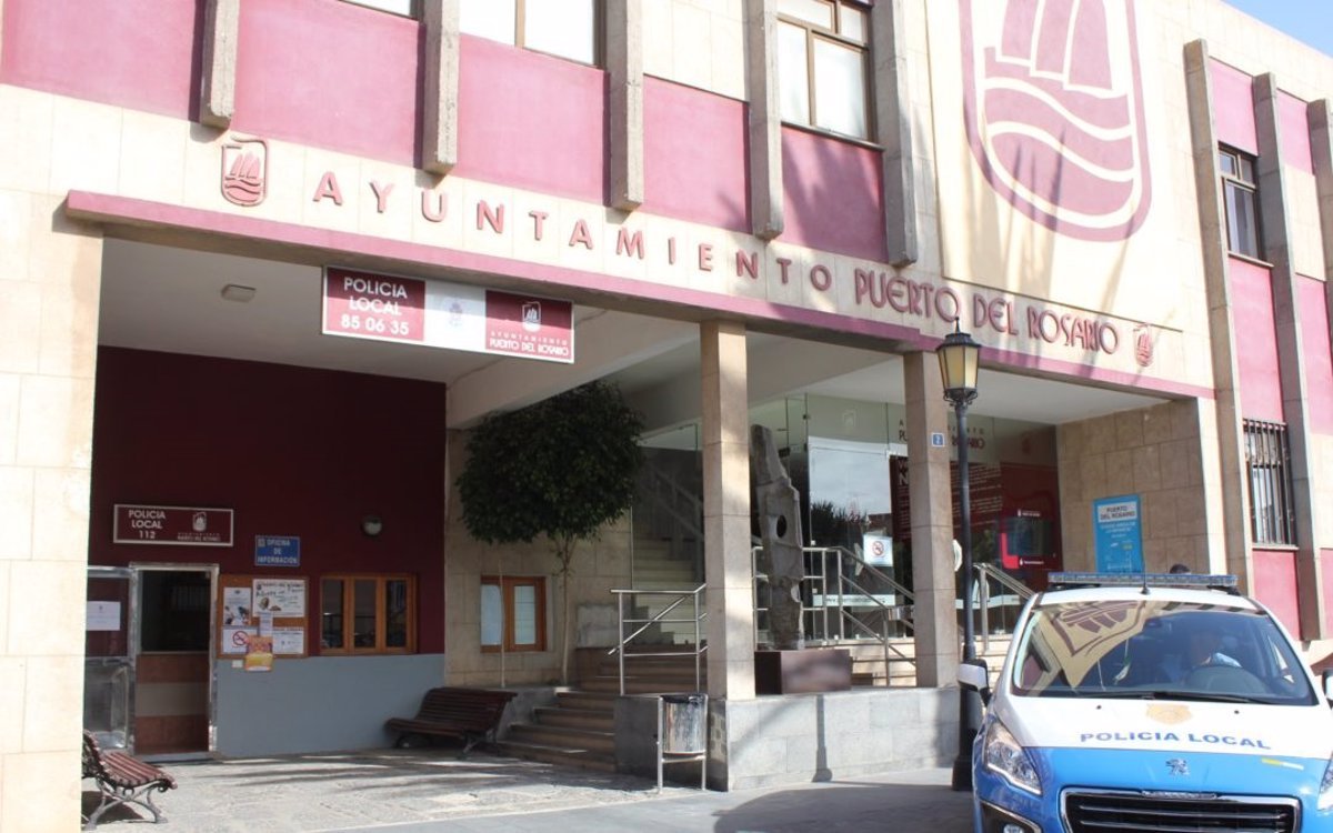 Conductor novato a 127 km/h en carretera de 50 km/h en Fuerteventura