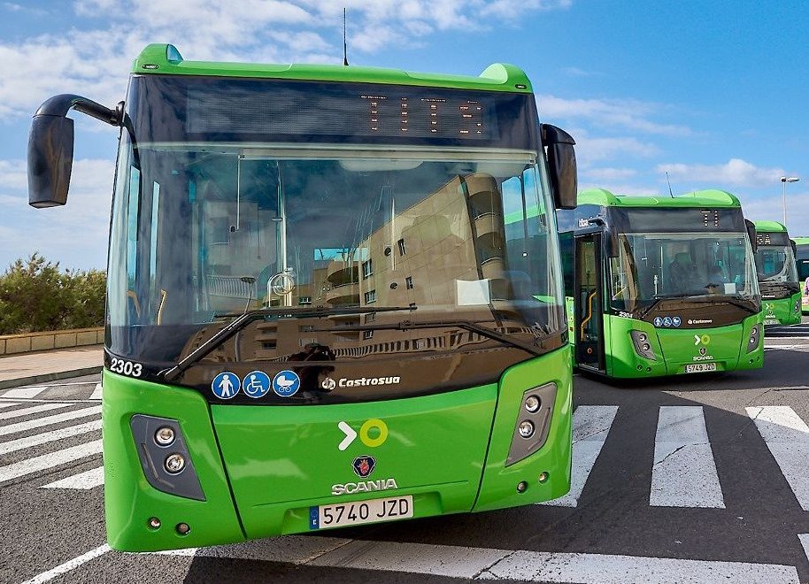 El Consejo Municipal de Arona adquiere una acción de TITSA.