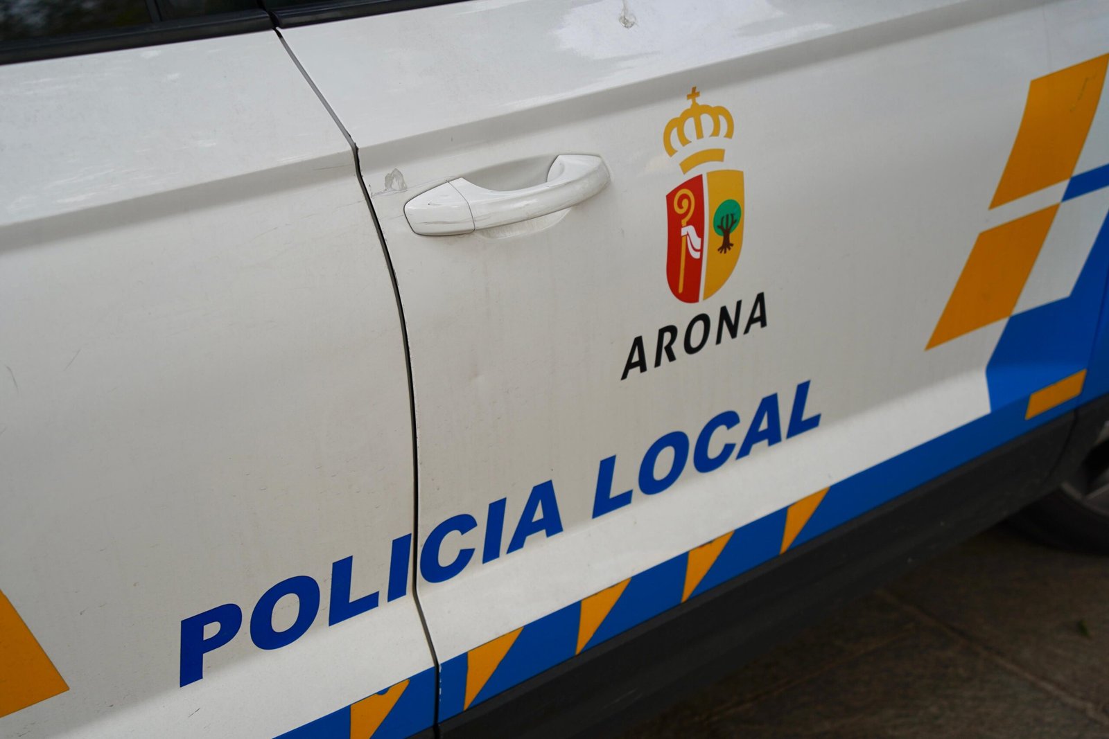 La Policía Local de Arona solicita colaboración ciudadana para esclarecer un atropello en Los Cristianos