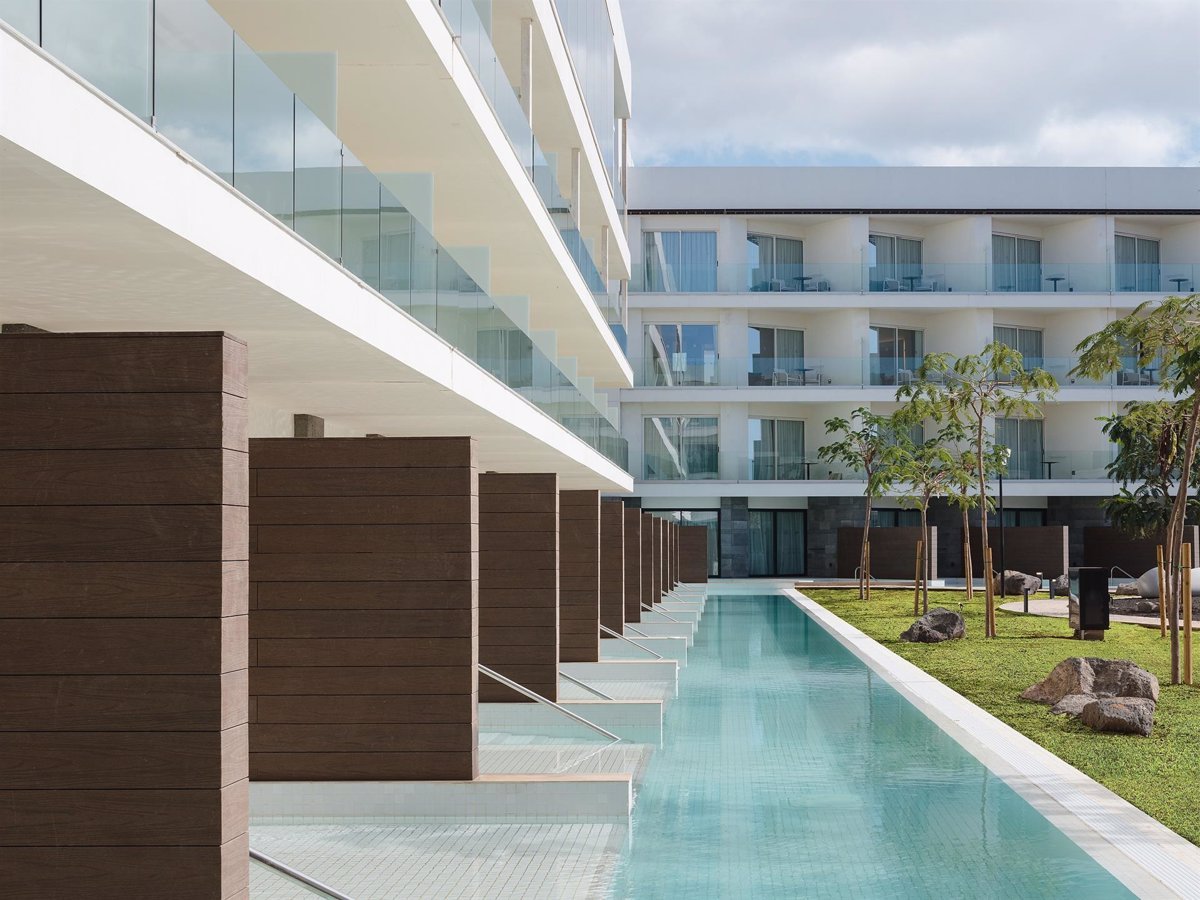 Arquitectura volcánica en el Atlántico – Un resort de lujo en Lanzarote