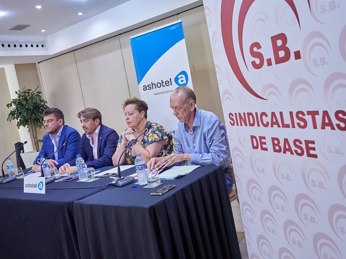 Ashotel dispuesto a negociar subidas salariales sin criminalizar