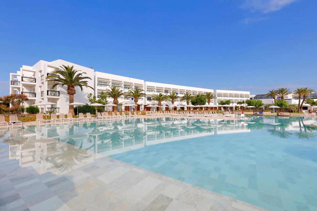 Doce hoteles de Canarias entre los 100 mejores de TUI Group en 2025