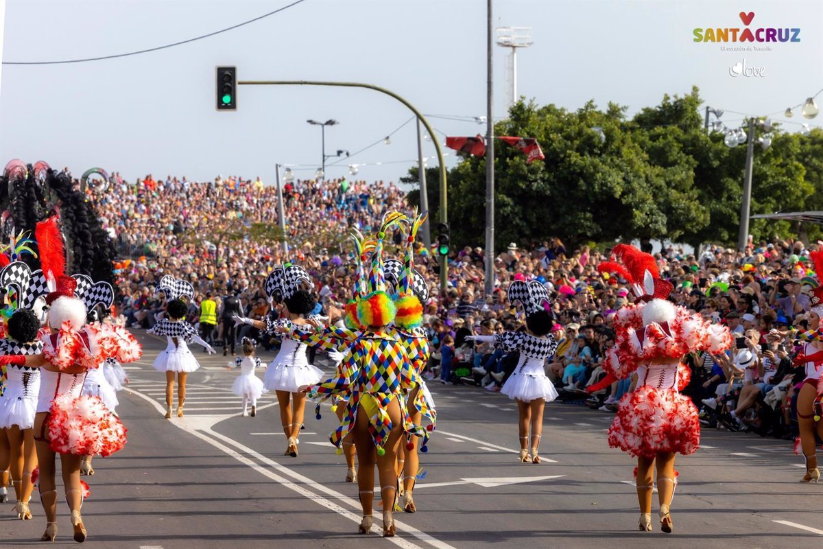 El Ayuntamiento de Santa Cruz de Tenerife suspende el Coso Apoteosis por la muerte de un joven