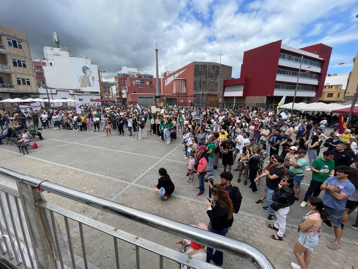 Concentración en Las Palmas de Gran Canaria por el derecho a una vivienda digna