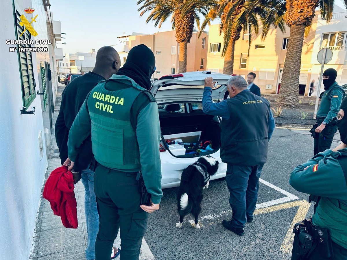 Detenido en Lanzarote un hombre dedicado a la venta de droga al menudeo.