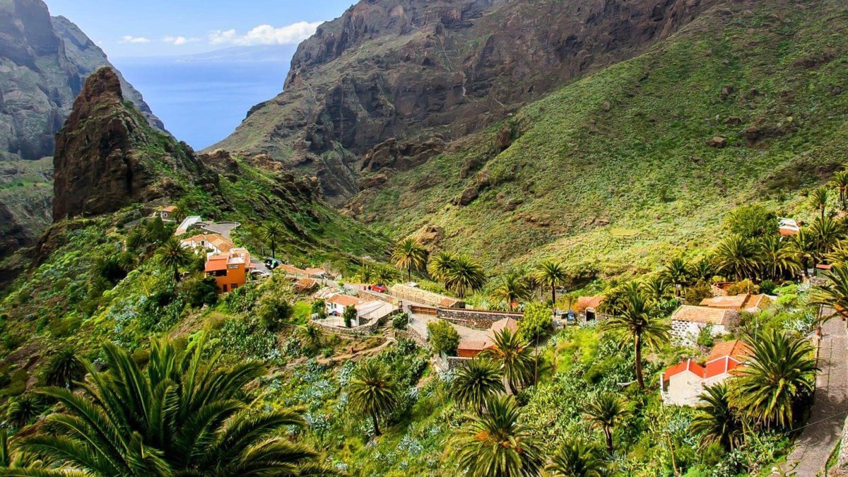 El Cabildo de Tenerife inicia acceso regulado a Masca con guaguas lanzadera