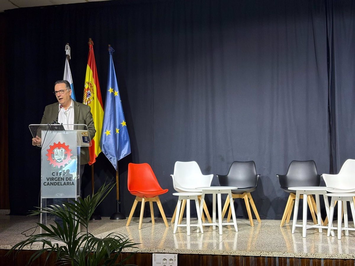 FormaemPléate reúne a estudiantes de FP en CIFP Virgen de Candelaria.