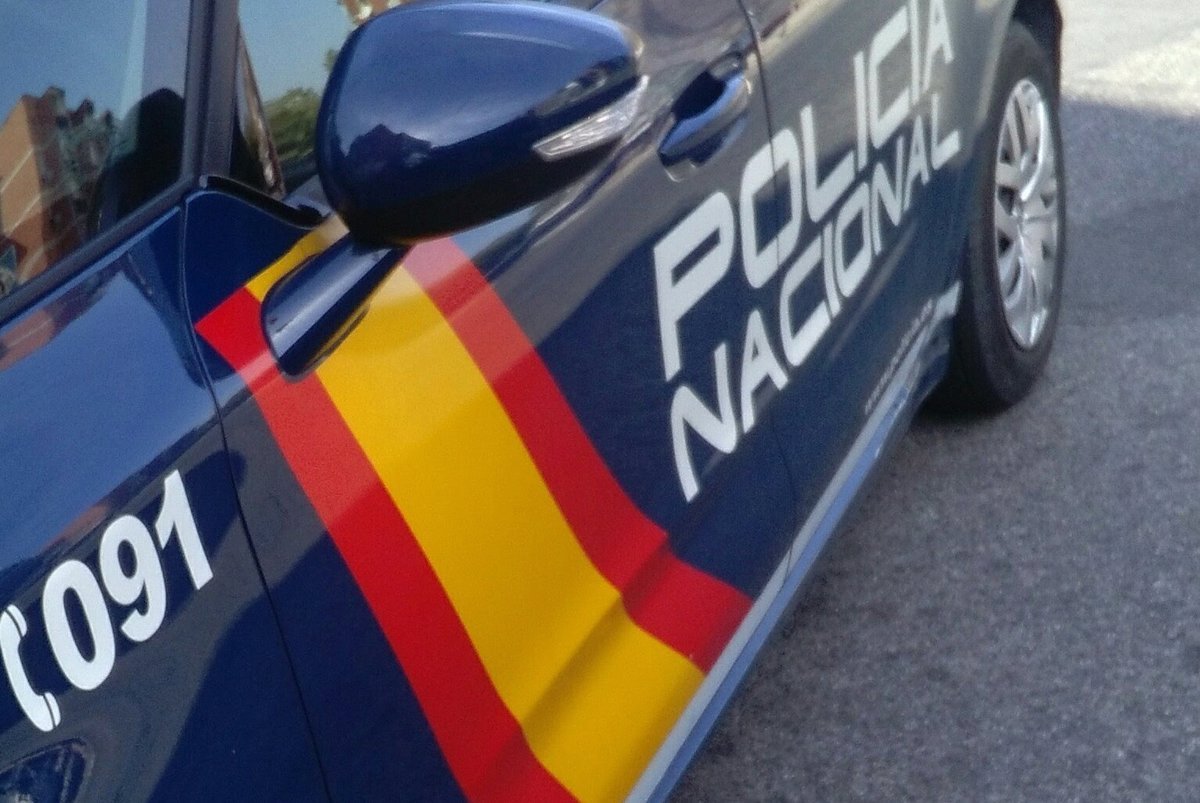 La Policía Nacional investiga menor que se precipitó de edificio en Las Palmas