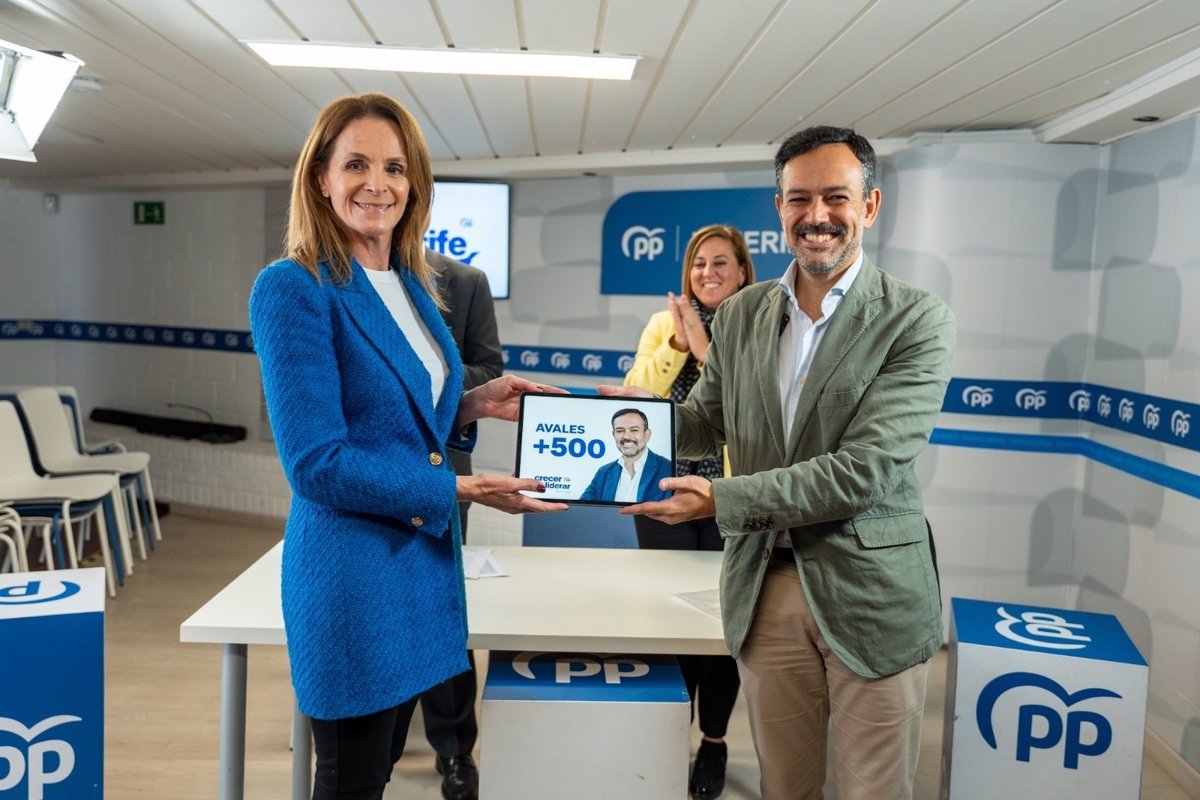 Lope Afonso es proclamado único candidato a presidir el PP de Tenerife.