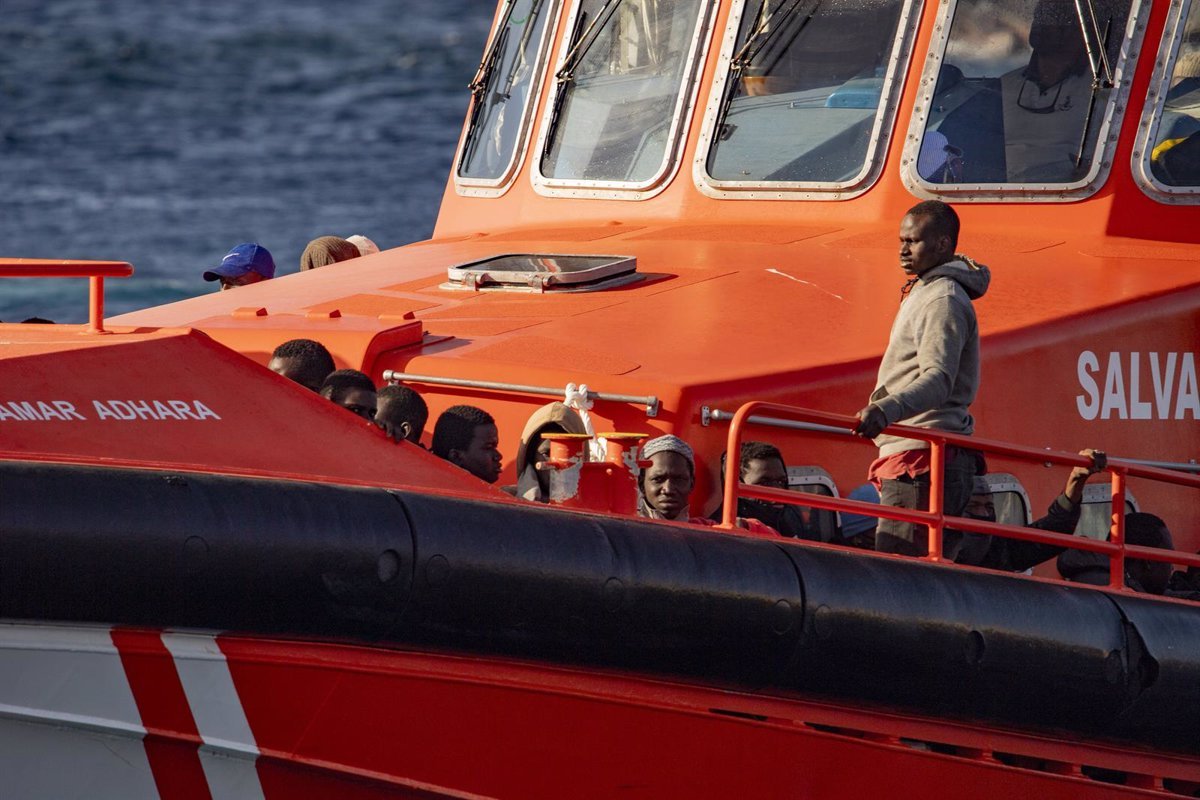 Rescatan a 69 migrantes en Gran Canaria y La Gomera