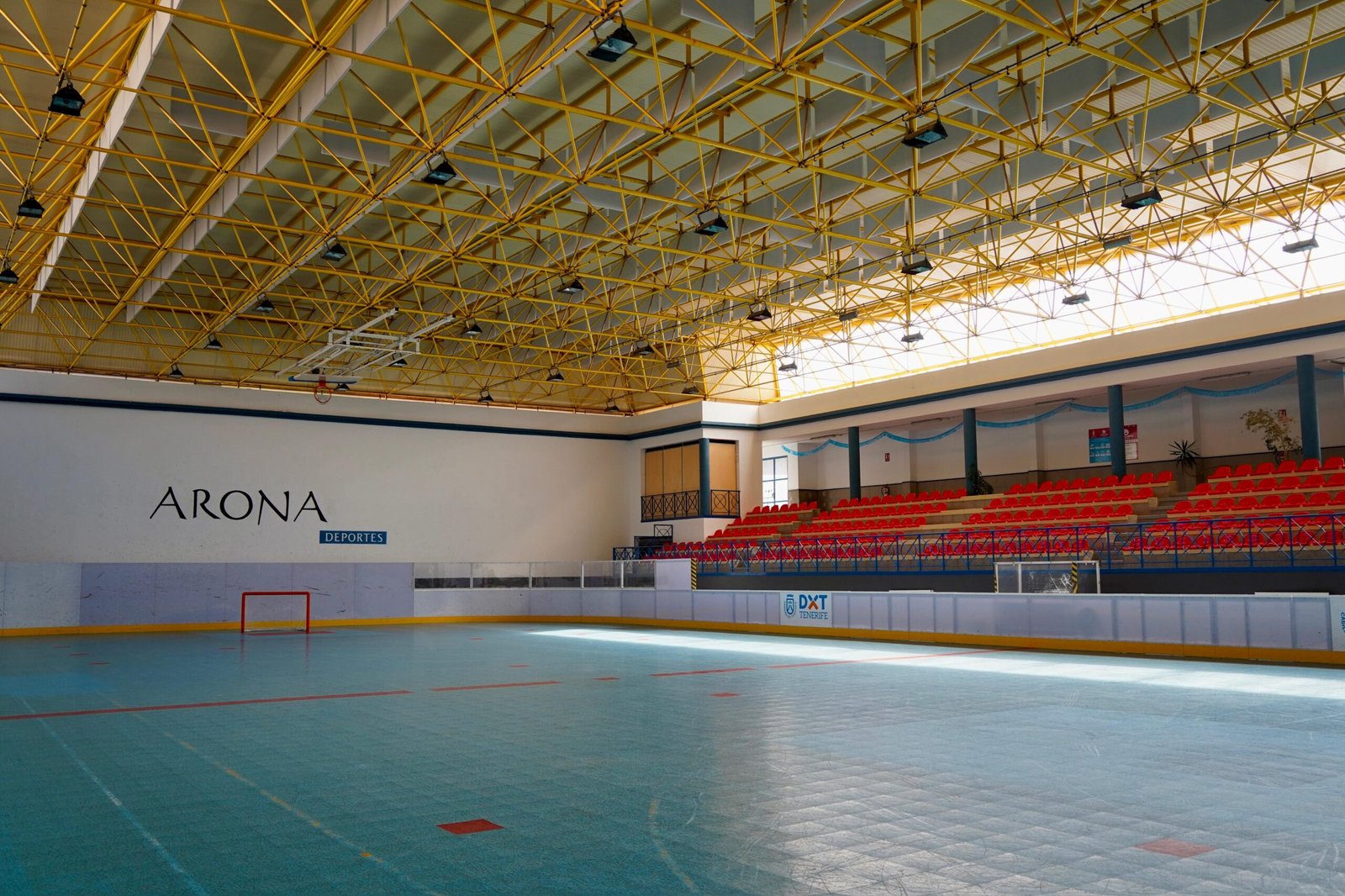 El objetivo es garantizar un uso adecuado de las instalaciones deportivas y reducir las molestias para los residentes cercanos, mejorando la calidad de vida en Arona.