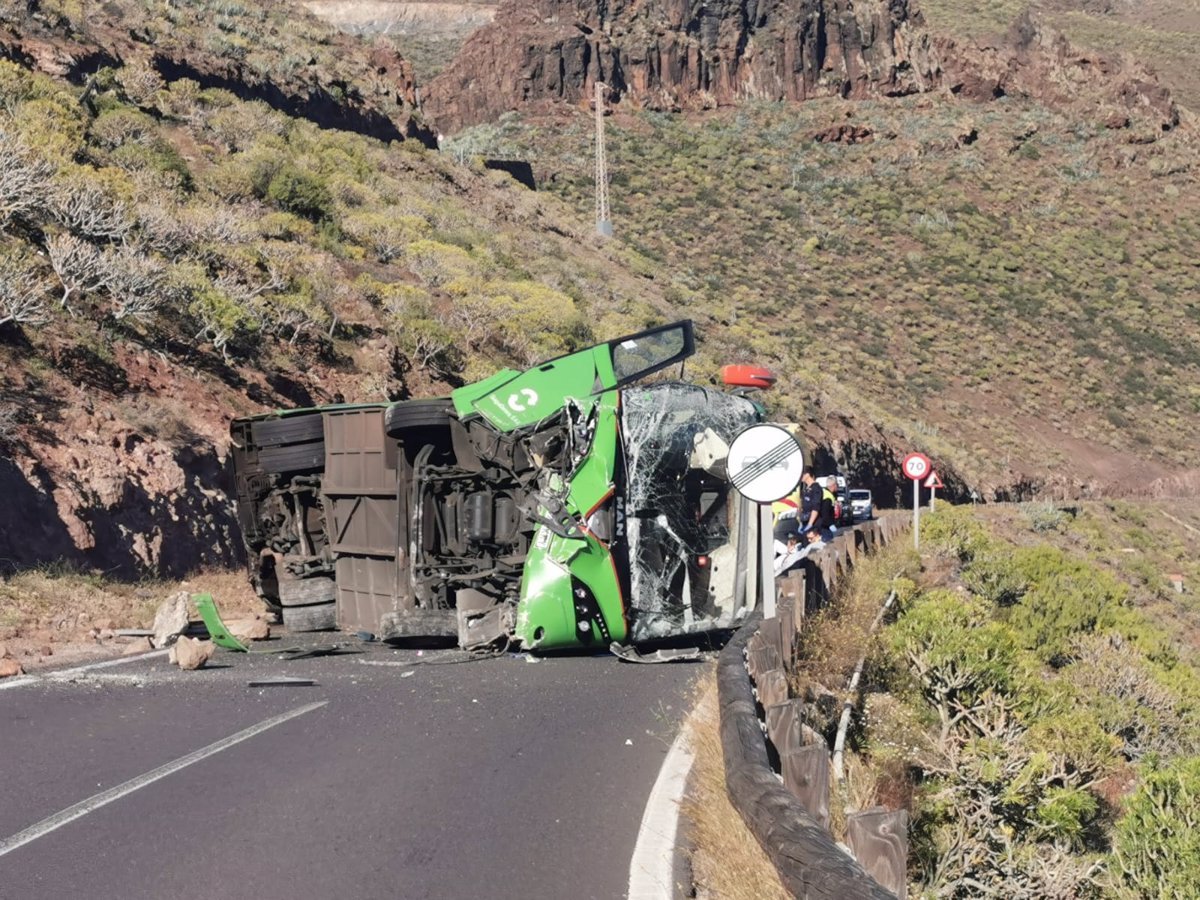 El Cabildo de La Gomera declara dos días de luto por accidente de guagua