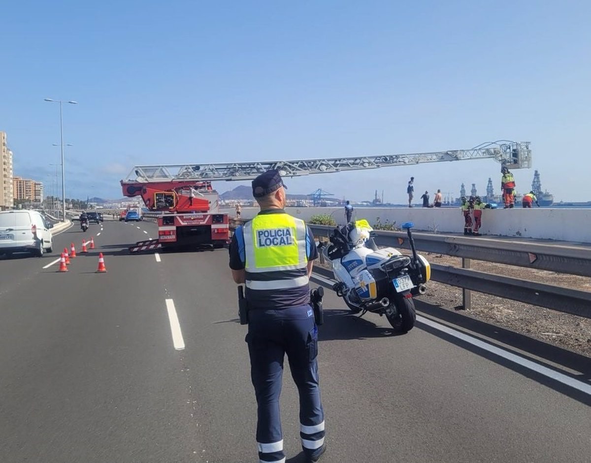 Hallan cuerpo sin vida de pescador en Avenida Marítima de Las Palmas