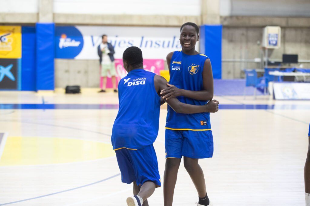 Baloncesto para la inclusión social y comunitaria con NEXO