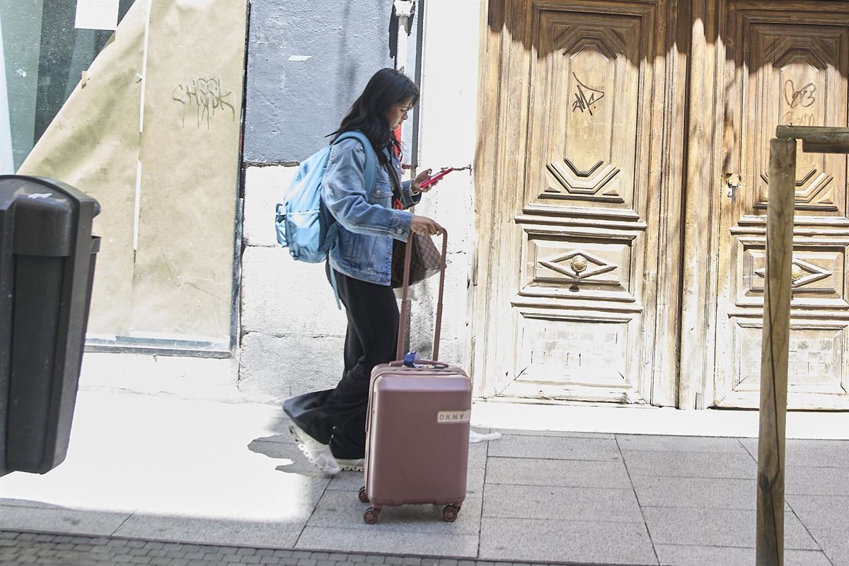 Canarias afirma que hoteles, villas y alojamientos rurales quedan fuera del registro de alquiler