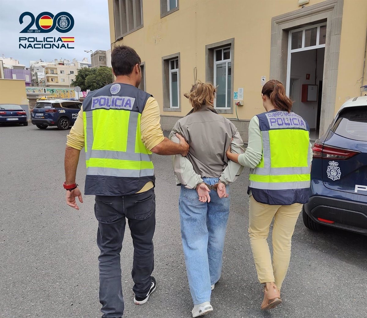 Detenida en Gran Canaria por robos con violencia, estafa y hurto en cuatro días.