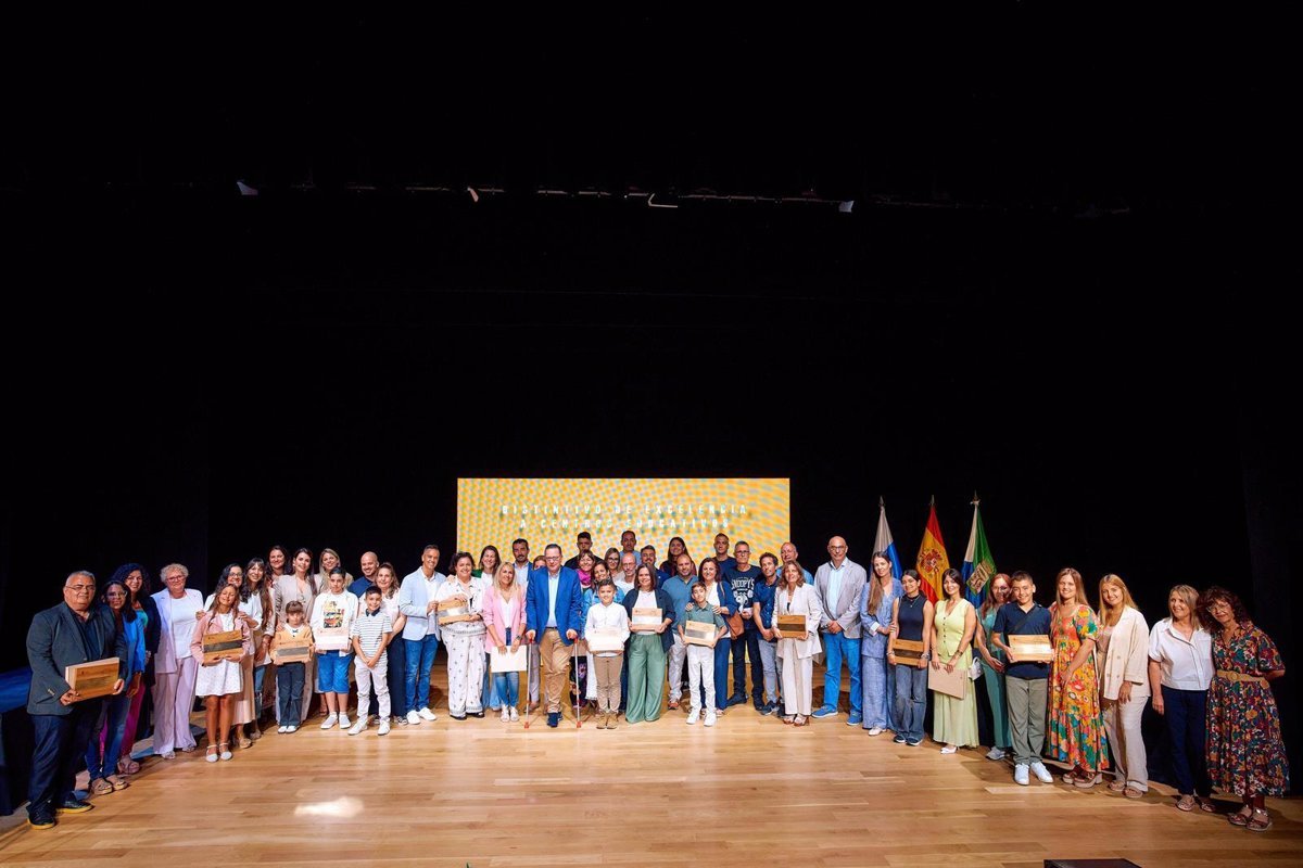 Once centros académicos de las islas son reconocidos por su labor inclusiva e innovadora