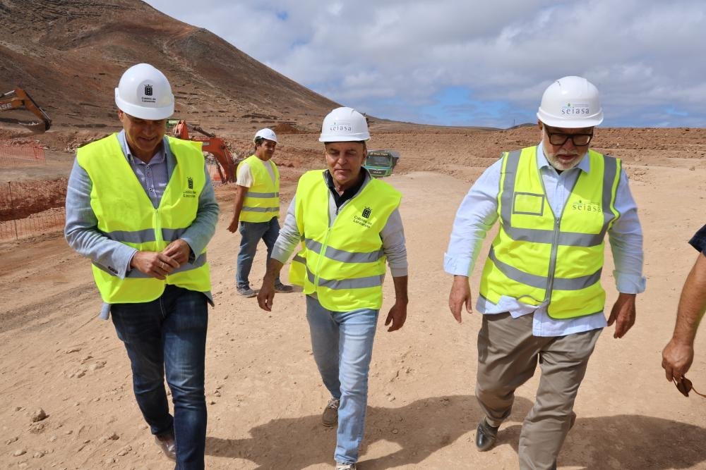 Visita a obras de abastecimiento de agua desalada en Lanzarote