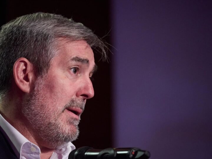 Clavijo critica el «desprecio» del PP en sectorial de menores migrantes