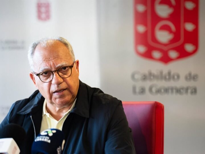 Curbelo destaca avance de La Gomera y propone fiscalidad singular