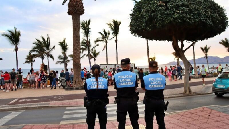 Detenidas 4 personas por robos y hurtos en Tías durante el fin de semana.