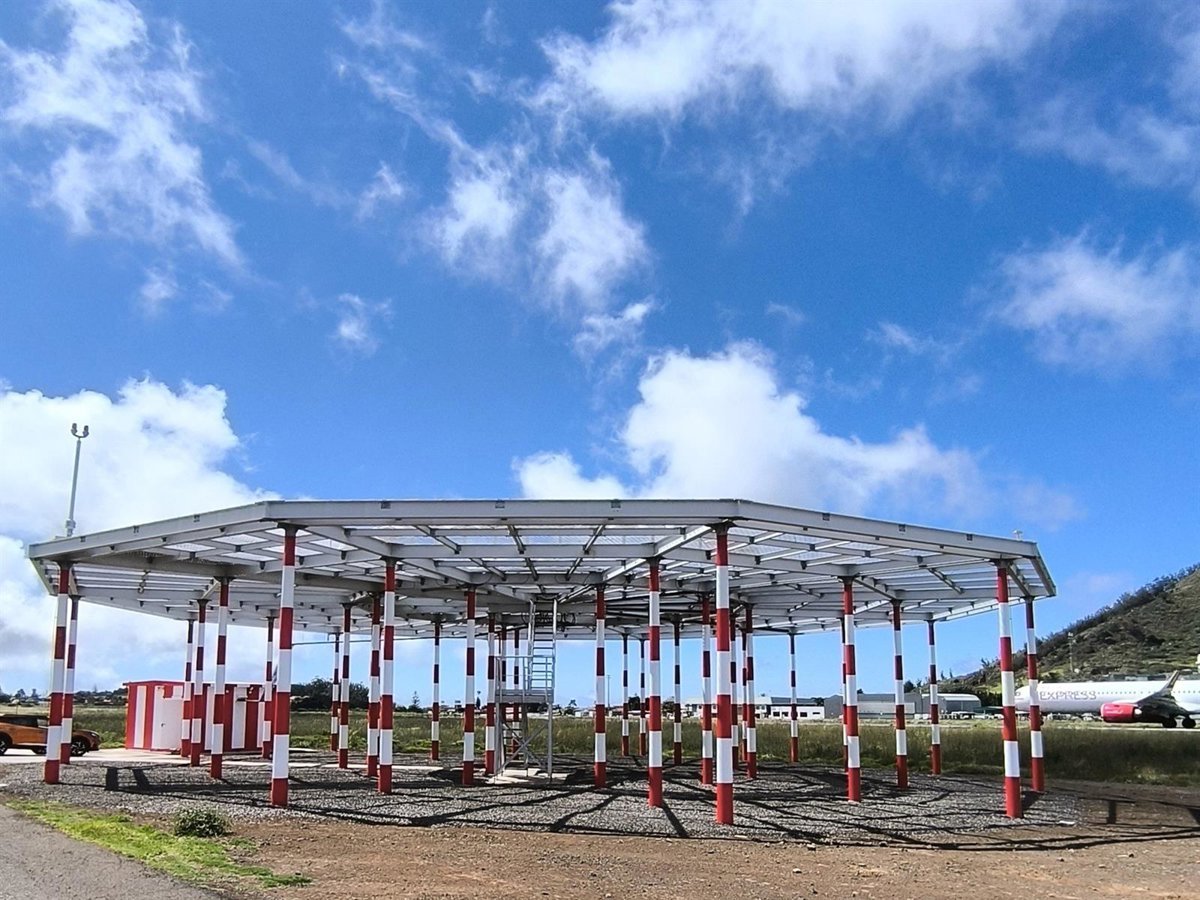 ENAIRE renueva el sistema DVOR -DME del aeropuerto de Tenerife Norte con nuevos equipos.