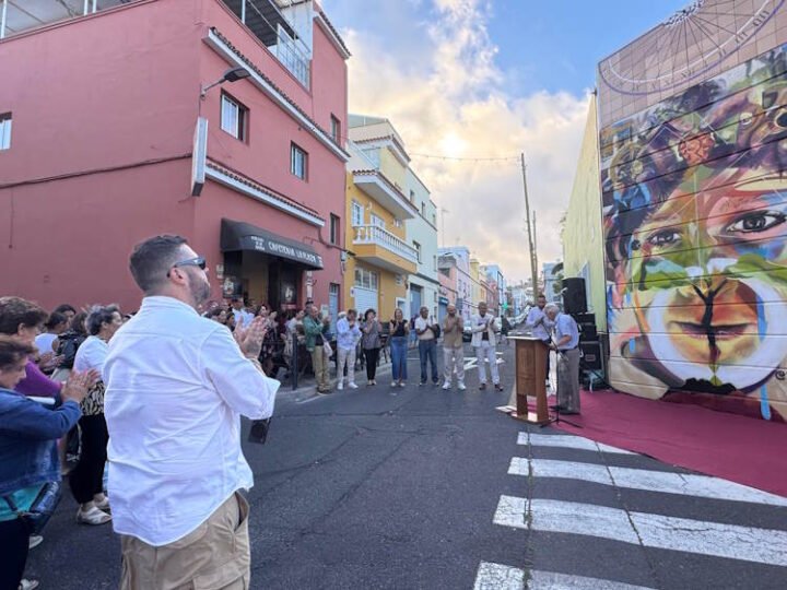 El Centro Ciudadano de La Verdellada estrena mural con reloj solar: historia, ciencia y participación vecinal.