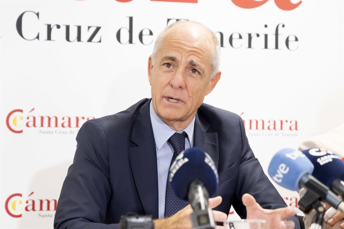 La Cámara de Comercio en Tenerife urge a acelerar la inversión pública para impulsar la actividad económica.