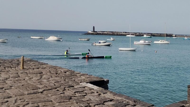 La zona del muelle de La Pescadería en Arrecife reabierta al baño tras análisis de Sanidad.