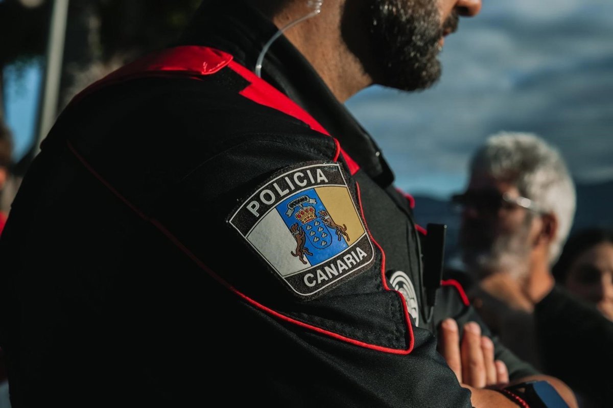 Detienen a una mujer en Arinaga por estafa, acompañada de un hombre por quebrantamiento de condena