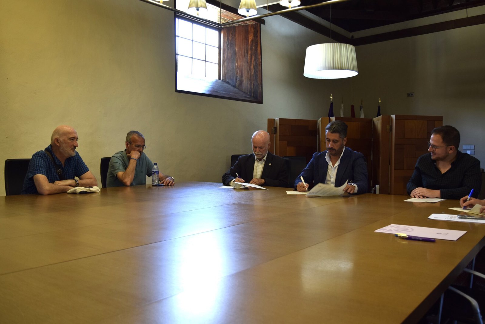 El Ayuntamiento apoya actividades culturales de Alumni ULL