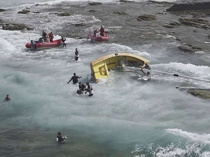 Encalló embarcación Poeta Tomás Morales Clipper en Concurso Memorial Belén María en Las Palmas de Gran Canaria.
