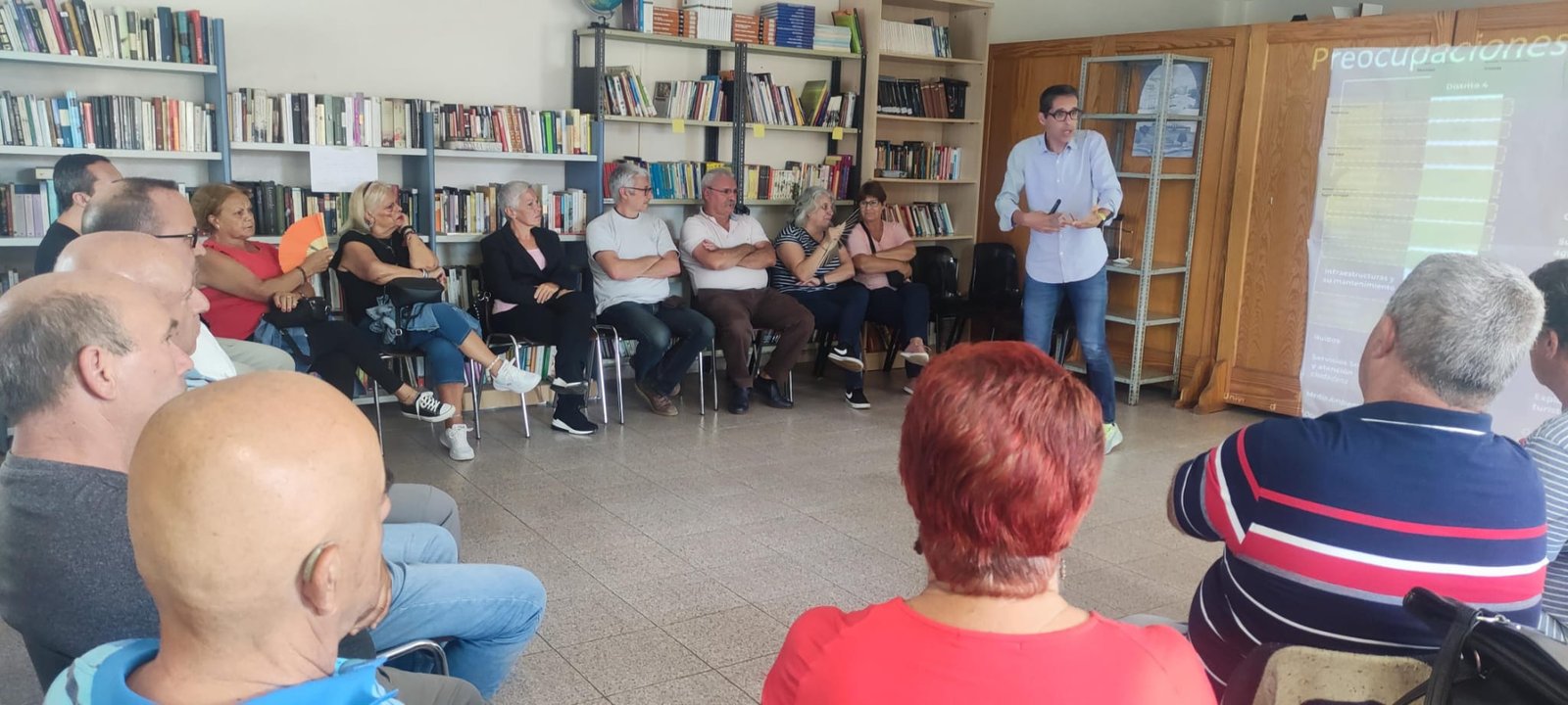 Encuentro ciudadano ‘La Laguna Propone’ recoge propuestas y sugerencias para mejorar el municipio.