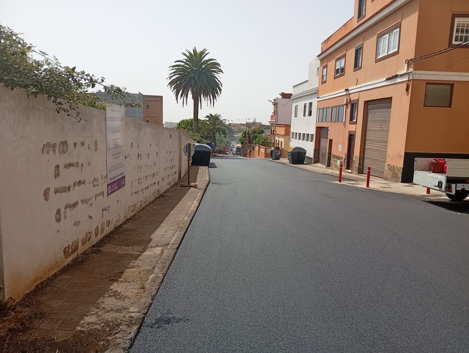 Finalizan los trabajos de reasfaltado en el camino de Las Gavias