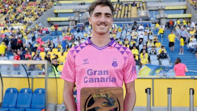 Armide Soliveres, reconocido con el Premio al Deporte Canario 2025 por su destacada trayectoria en el bodyboard.