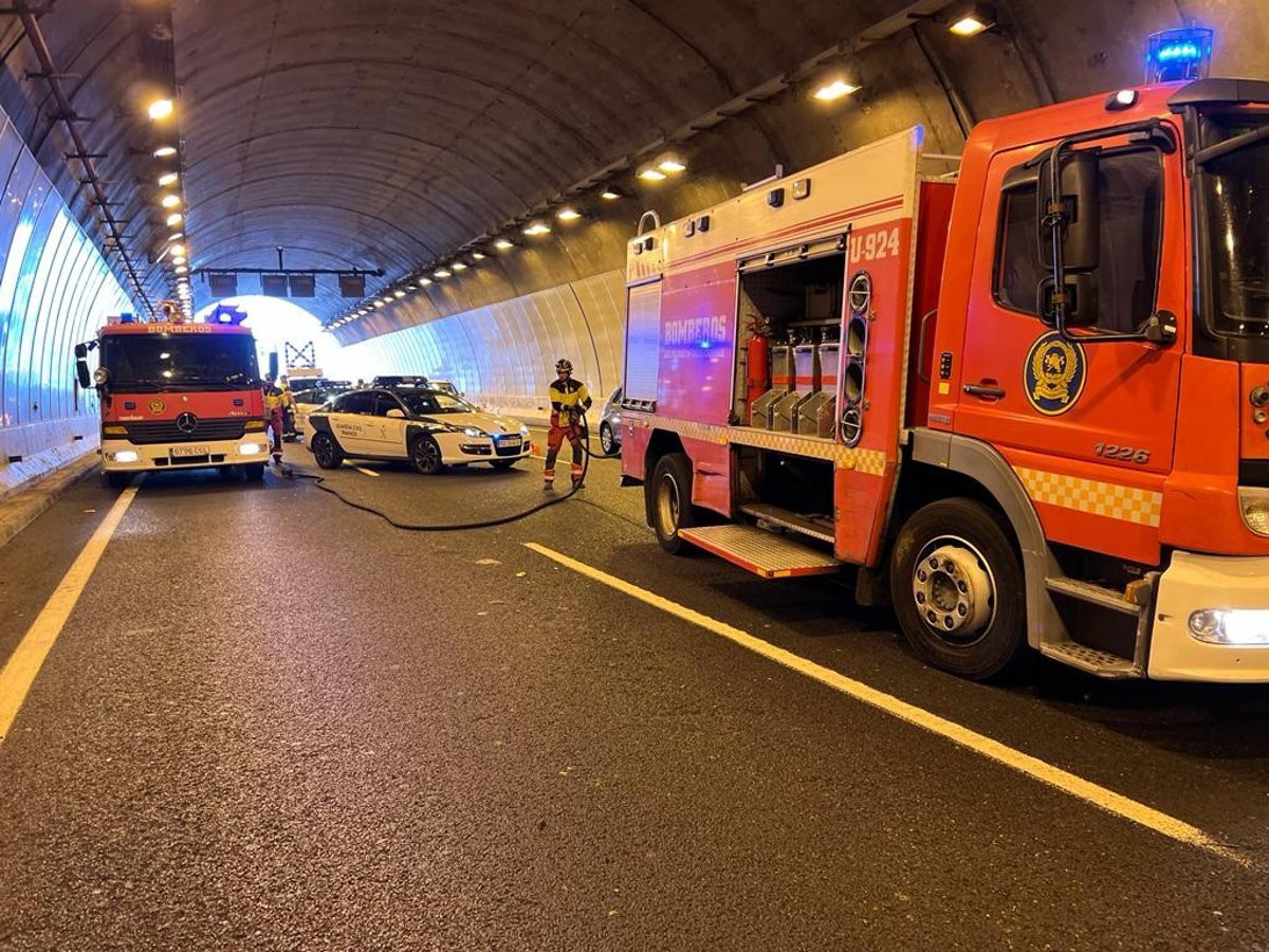 Bomberos de Las Palmas de Gran Canaria advierten sobre conflicto por falta de medios