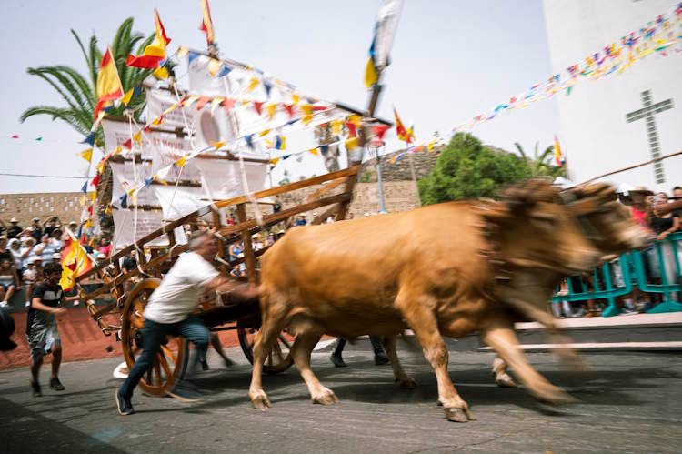 Carrera de barcos en honor a Nuestra Señora de Fátima en Valle Jiménez revive con gran emoción