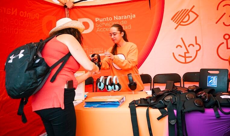 El Ayuntamiento de La Laguna amplía servicios en el Punto Naranja con espacios de baja estimulación.