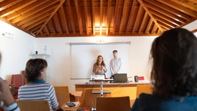 El Cabildo de La Gomera ofrece formaciones en digitalización para gestores de alojamientos turísticos