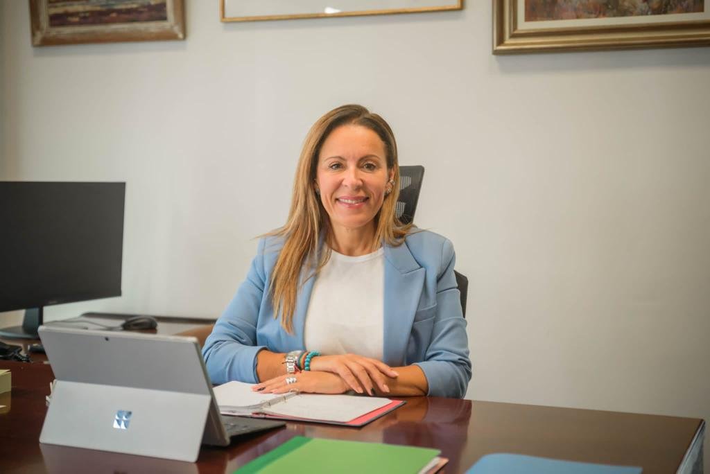 El Cabildo de La Palma implementa 122 pictogramas para mejorar accesibilidad en edificios públicos.