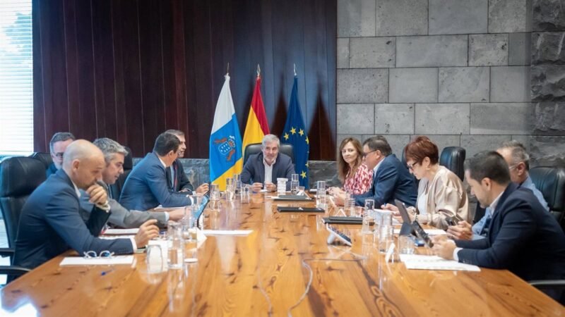 El Gobierno de Canarias activa planta provisional en La Herradura para evitar apagones