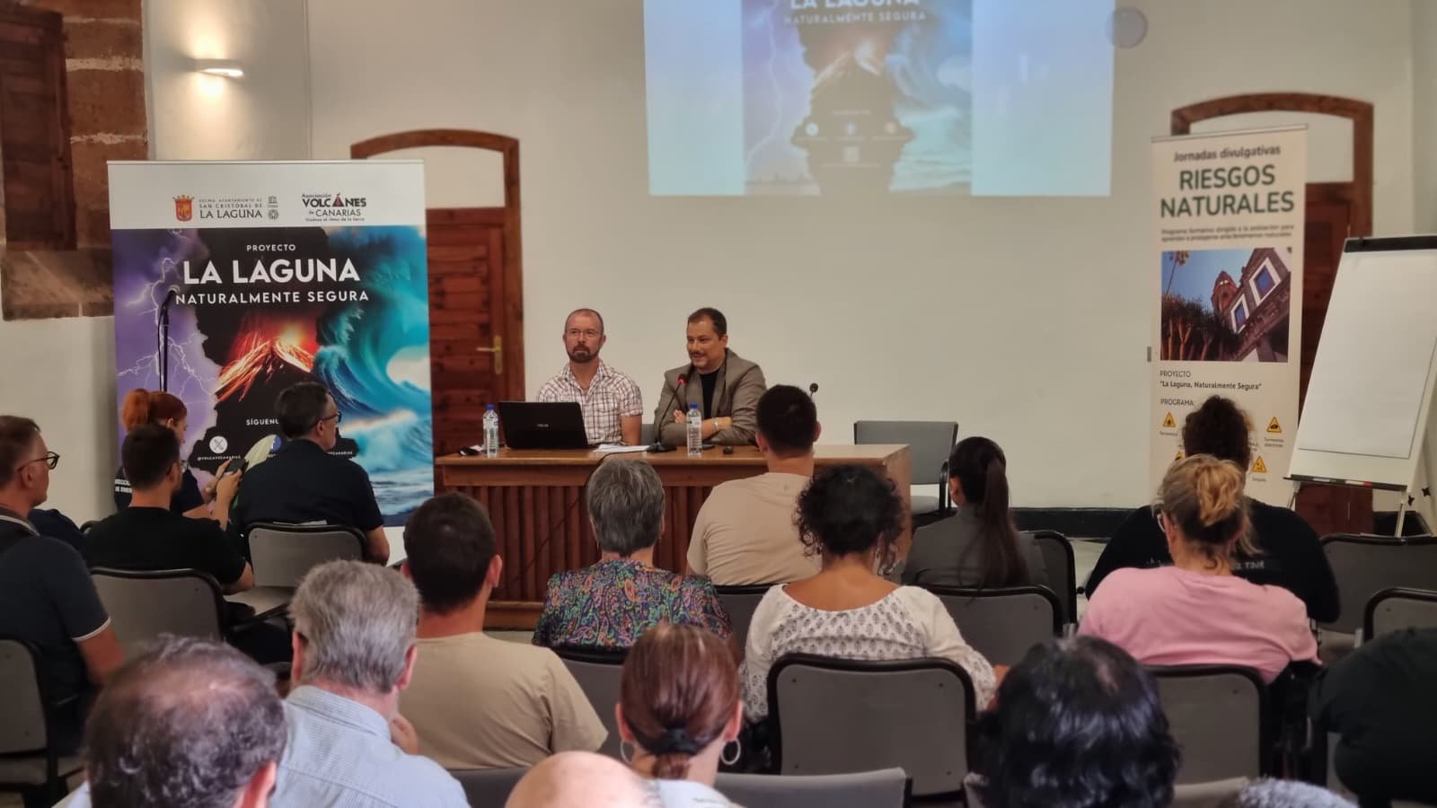Éxito de participación en las Jornadas sobre Riesgos Volcánicos en La Laguna.