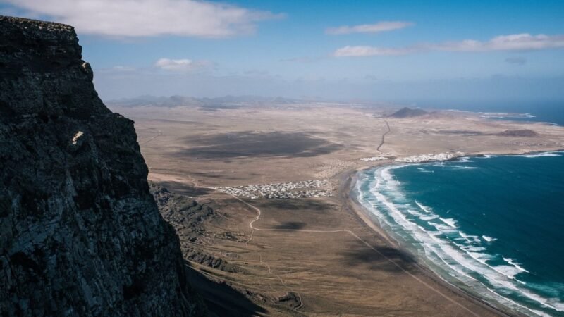 Recuperación de la ruta a Lanzarote con dos vuelos semanales desde Cantabria.