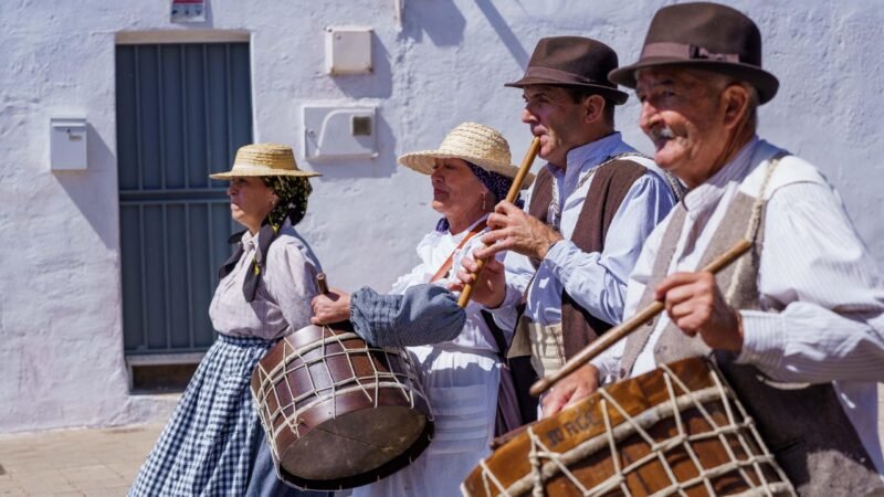 35 años de tradición en la romería de San Miguel de Geneto.