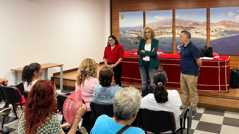 46 personas mejoran jardines escolares y espacios naturales en Arona