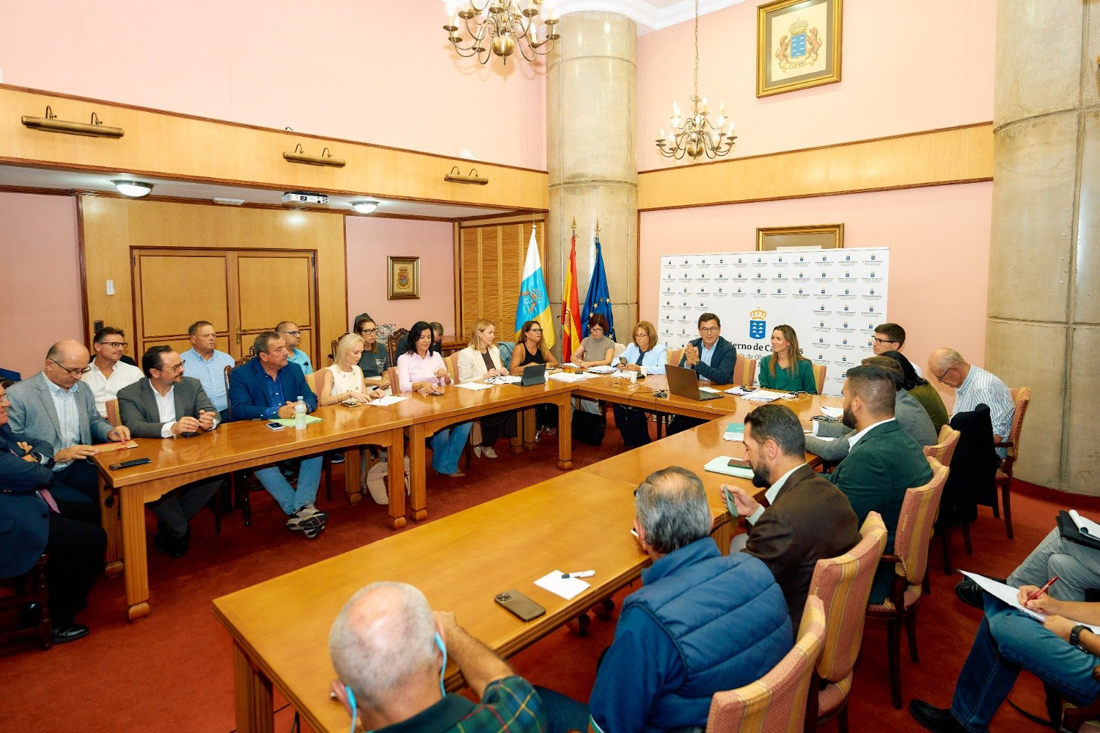 Avances en el transporte público y movilidad sostenible en Canarias