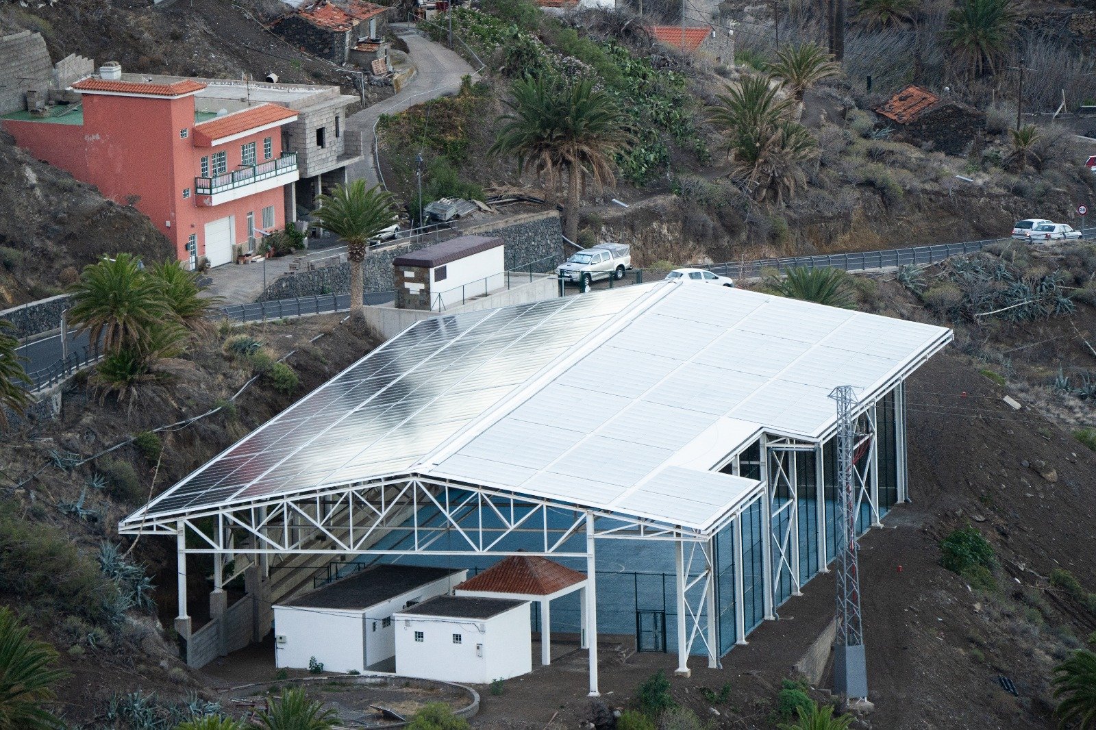Cabildo e ITC se reúnen con vecinos de Alojera para crear comunidad energética