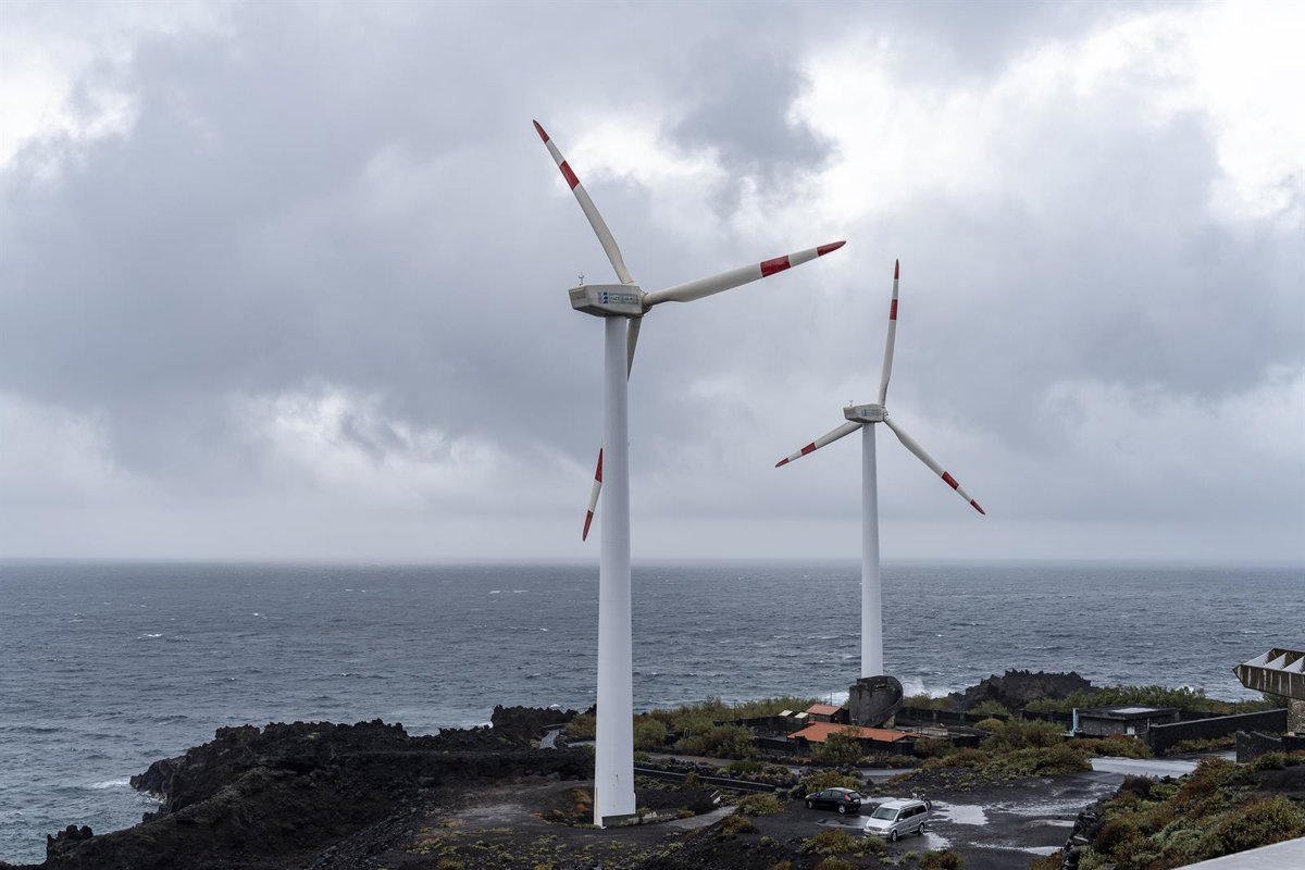 Canarias amanecerá con cielos nubosos y posibles lluvias en islas de mayor relieve