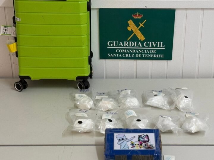 Detenido con 2,3 kilos de cocaína en el aeropuerto de La Palma.